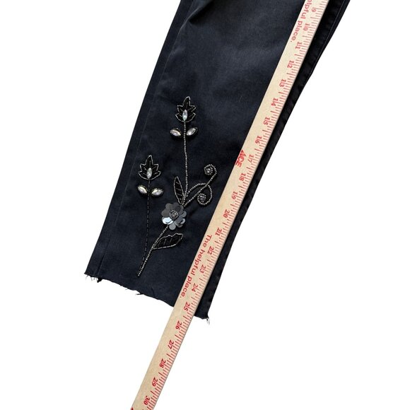 Chico's So Slimming Beaded Vine Girlfriend Ankle Jeans 34" waist - Picture 5 of 9